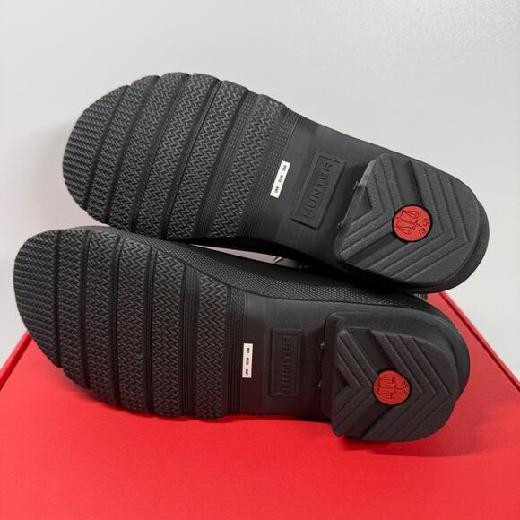 NIB• Women's Original Chelsea Boots Size: 8 - Picture 5 of 7